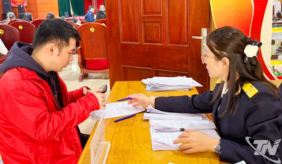 Instrucțiuni pentru gospodăriile de afaceri care se înregistrează în districtul Bac Kan.