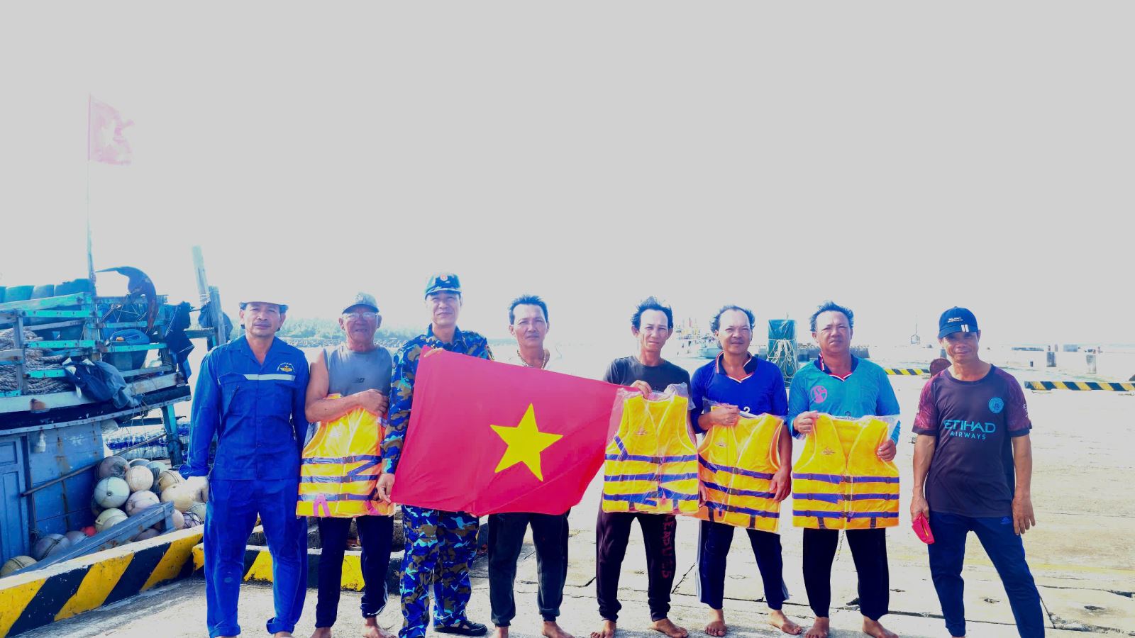 ຄຳບັນຍາຍຮູບ