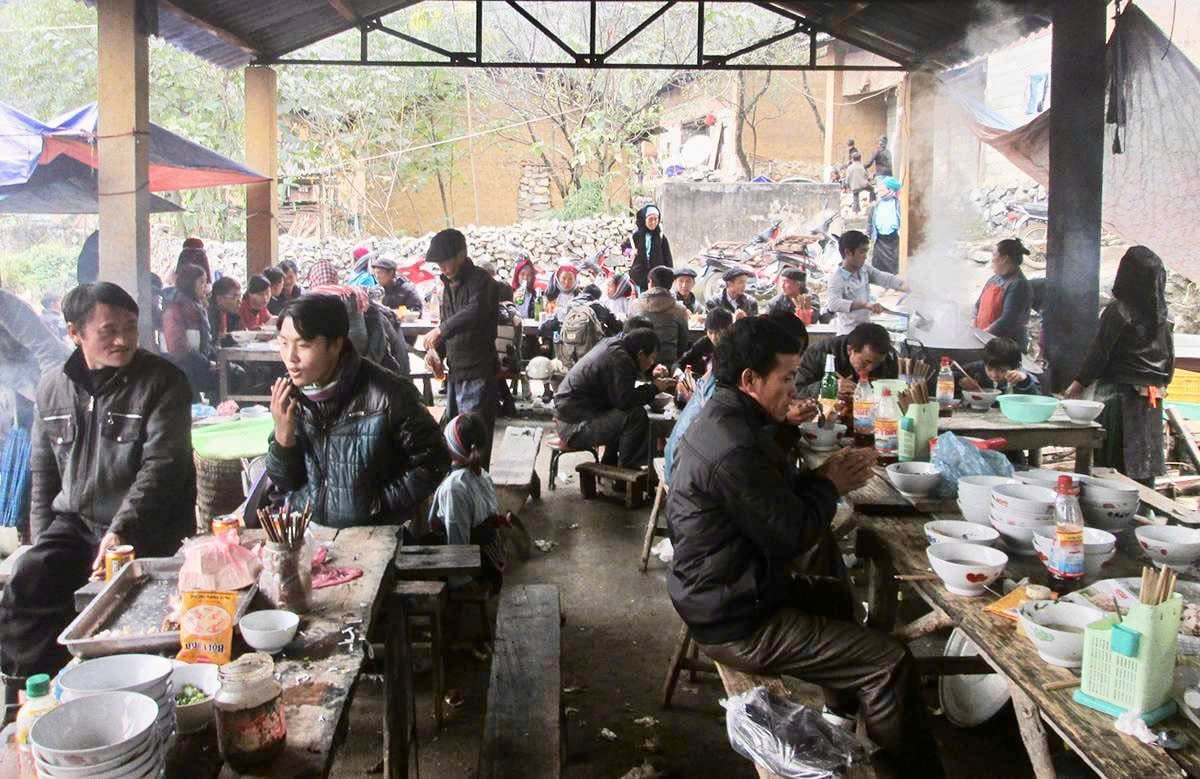 Độc đáo chợ lùi Sà Phìn giữa cao nguyên đá- Ảnh 4.