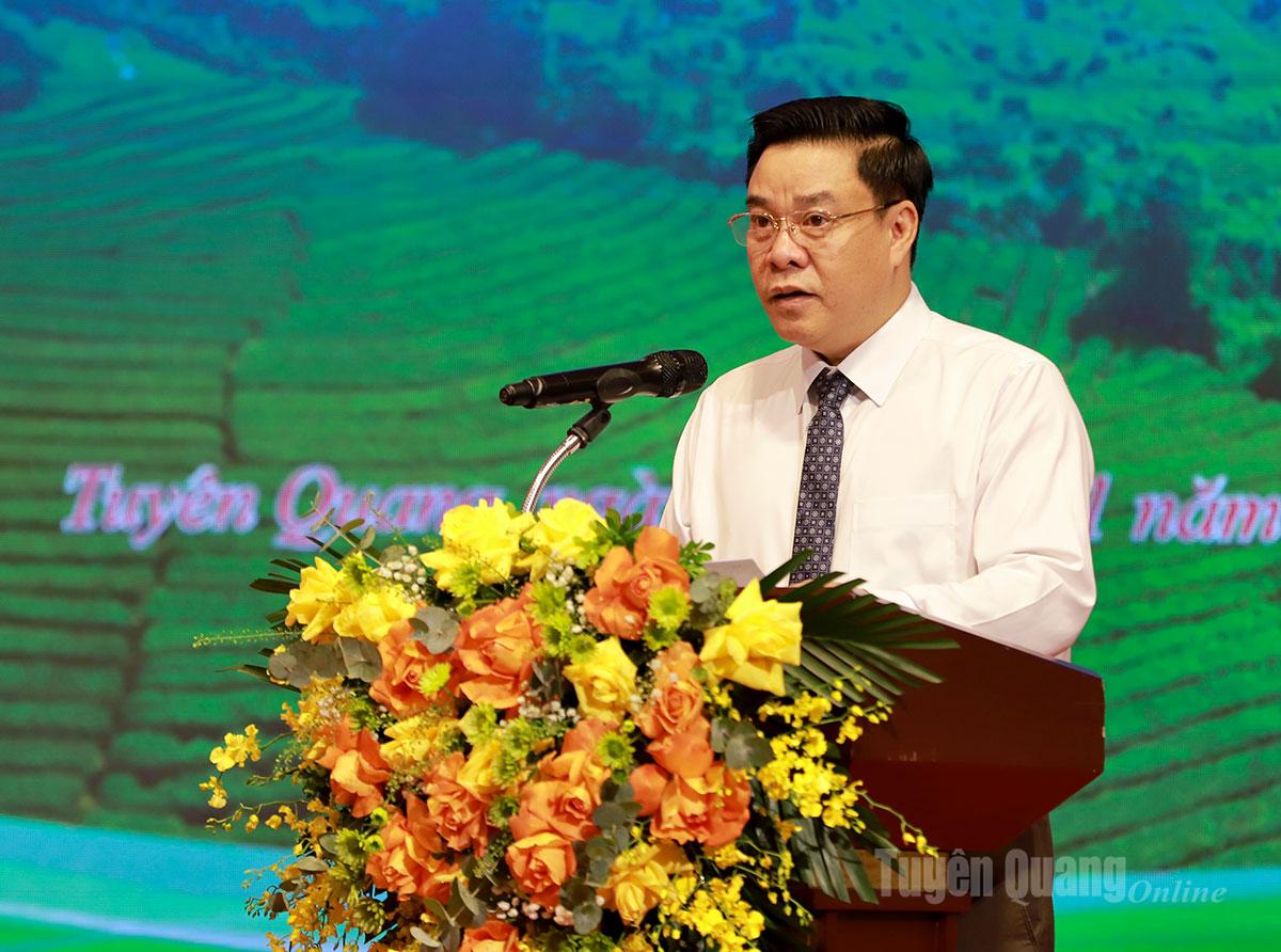 Vicepreședintele Comitetului Popular Provincial, Hoang Gia Long, a ținut un discurs la ceremonia de celebrare.