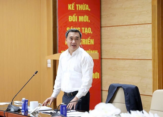 ការចុះពិនិត្យសុខភាពជាប្រចាំជូនប្រជាពលរដ្ឋ បង្ហាញយ៉ាងច្បាស់ពីក្តីកង្វល់របស់បក្ស និងរដ្ឋ - រូបថត ៣. Khám sức khỏe định kỳ cho người dân thể hiện rõ nét sự quan tâm của Đảng, Nhà nước- Ảnh 3.