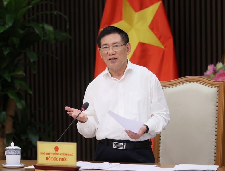 Vice premiärminister Ho Duc Phoc ledde omstruktureringsmötet för PVN-gruppen - Foto 2. Phó Thủ tướng Hồ Đức Phớc chủ trì cuộc họp tái cơ cấu Tập đoàn PVN- Ảnh 2.