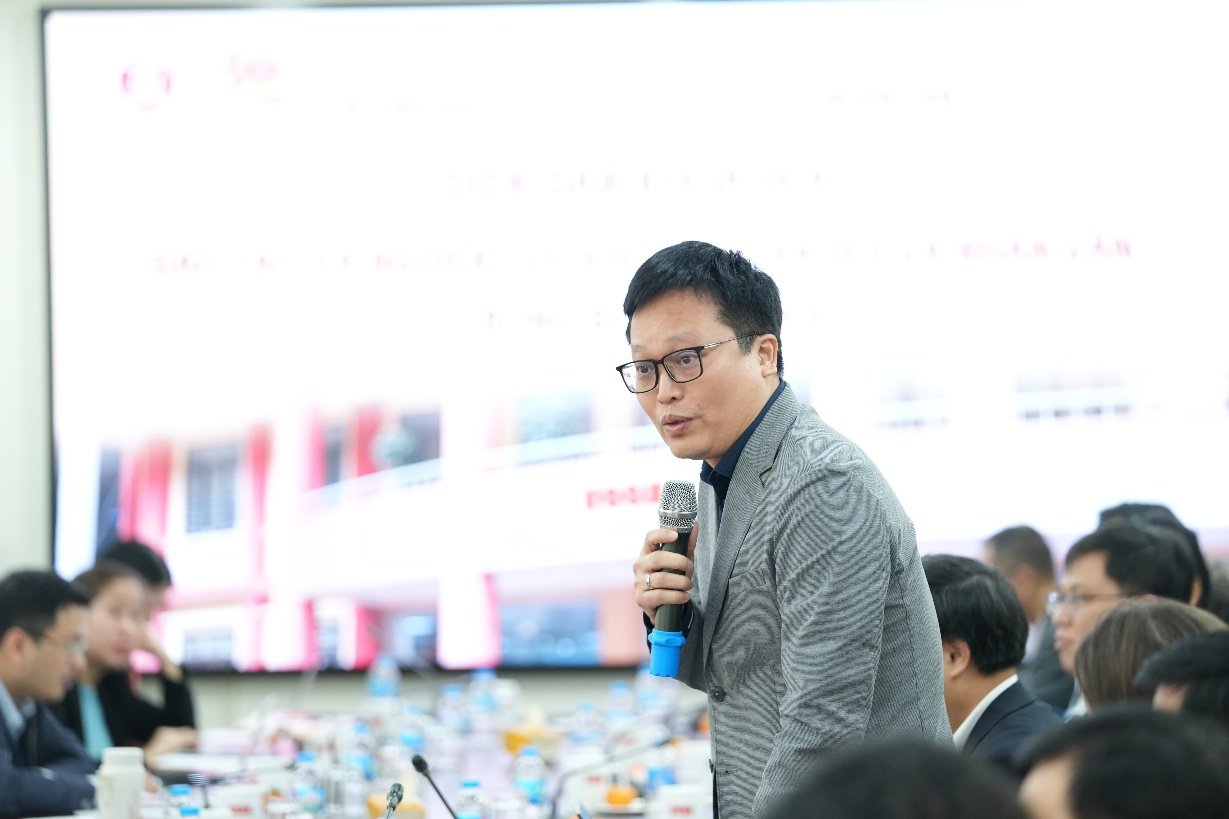 הכשרה ומחקר במדעי החברה והרוח בהקשר החדש-6.jpg