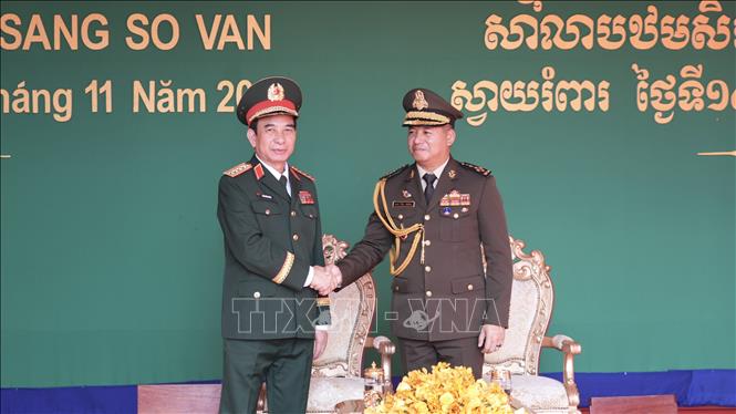 ຄຳບັນຍາຍຮູບ