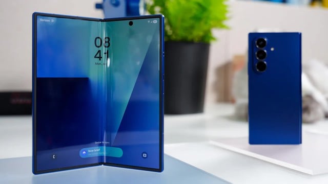 iPhone Fold dám thử công nghệ Samsung chưa làm được - Ảnh 2.