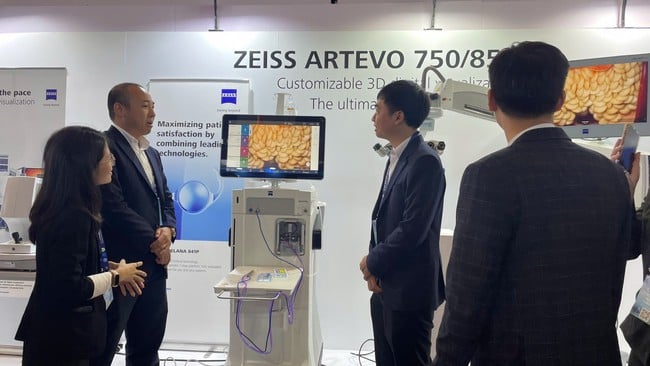 Associação Oftalmológica do Vietnã pioneira na aplicação de tecnologia à expertise - Foto 4. Hội nhãn khoa Việt Nam tiên phong ứng dụng công nghệ vào chuyên môn- Ảnh 4.