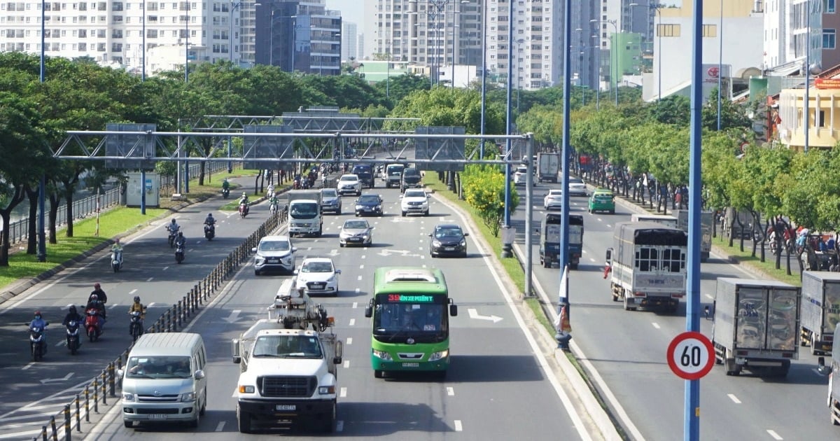 Đề xuất chính sách hỗ trợ người dân sử dụng phương tiện xanh