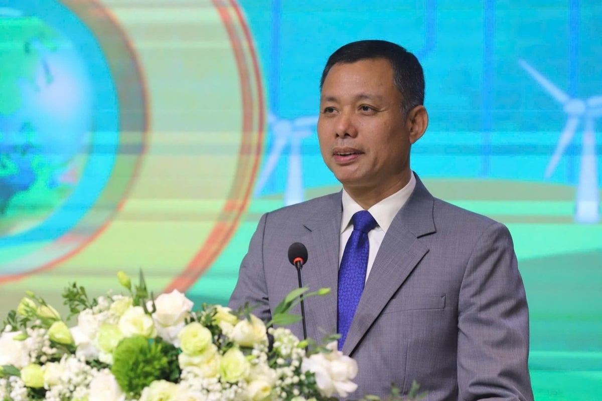 Phó Chủ tịch UBND tỉnh Sơn La Nguyễn Thành Công nhấn mạnh: Sự phát triển của ngành trong suốt chặng đường dài đã góp phần quan trọng đưa Sơn La khẳng định vị trí trung tâm sản xuất nông nghiệp hàng hóa lớn của khu vực miền núi phía Bắc. Ảnh: Nguyễn Nga.