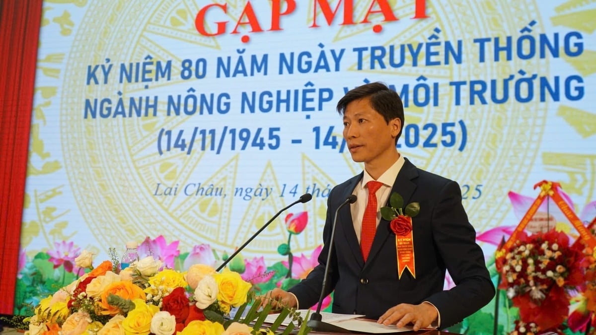 Ông Bùi Huy Phương, Giám đốc Sở Nông nghiệp và Môi trường tỉnh Lai Châu, phát biểu mở đầu buổi lễ. Ảnh: Đức Bình.