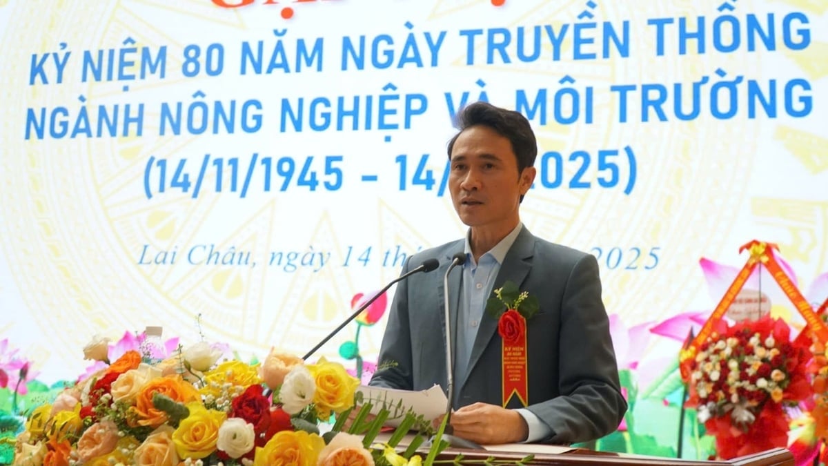 Ông Hà Trọng Hải, Phó Chủ tịch UBND tỉnh Lai Châu, ghi nhận biểu dương những đóng góp của ngành Nông nghiệp và Môi trường trong sự phát triển chung của tỉnh. Ảnh: Đức Bình.