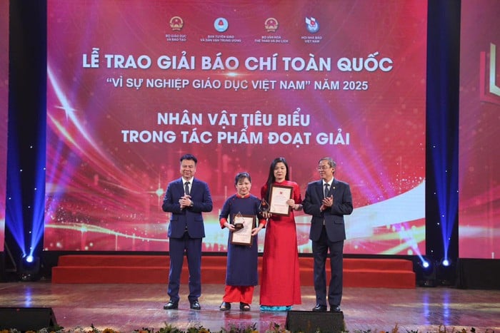 Trao giải Báo chí toàn quốc “Vì sự nghiệp giáo dục Việt Nam” năm 2025- Ảnh 1.