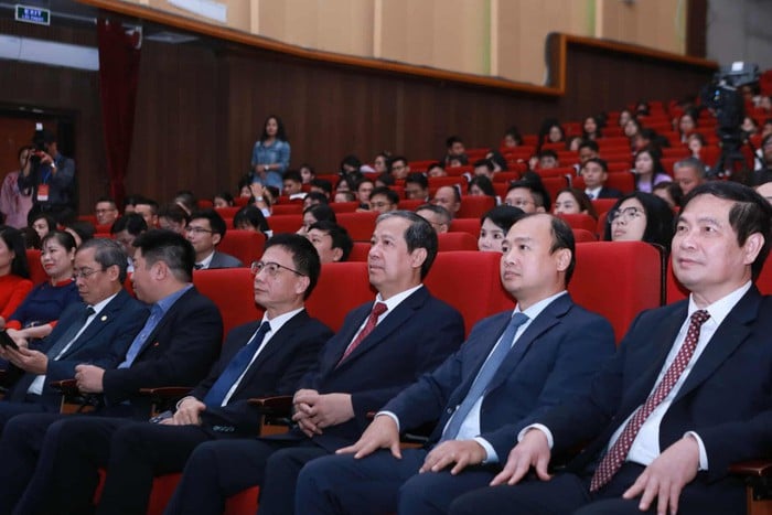 Trao giải Báo chí toàn quốc “Vì sự nghiệp giáo dục Việt Nam” năm 2025- Ảnh 2.