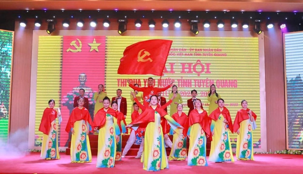 Ban hành quy định xét tặng danh hiệu “Công dân tiêu biểu tỉnh Tuyên Quang“ - ảnh 1