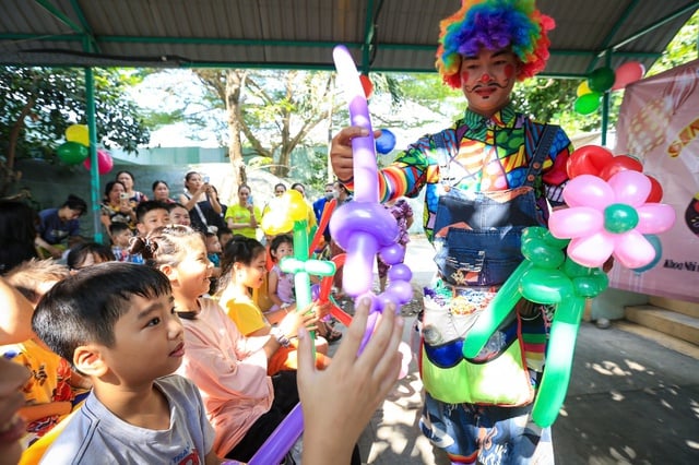 15 phường, xã nào TP.HCM triển khai dự án hỗ trợ trẻ mầm non khu công nghiệp? - Ảnh 2.