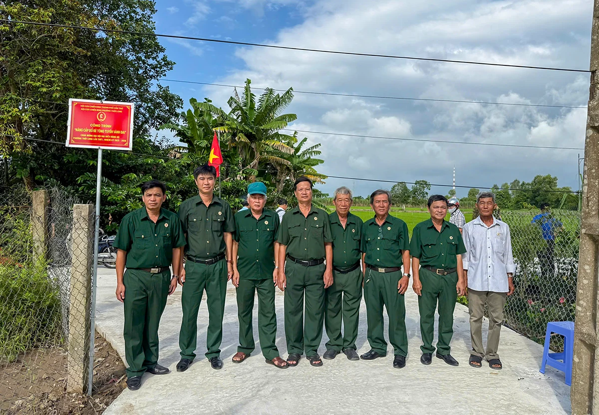 A finalizat 250 de modele, proiecte și sarcini