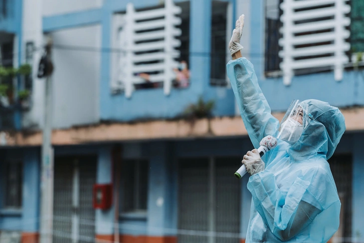 មតិយោបល់លើគម្រោងជានិមិត្តរូបនៃសាមគ្គីភាពក្នុងការយកឈ្នះលើ COVID-19៖ ឆ្ពោះទៅអនាគតប្រកបដោយសុទិដ្ឋិនិយម - រូបថត ១. covid-19 - Ảnh 1.