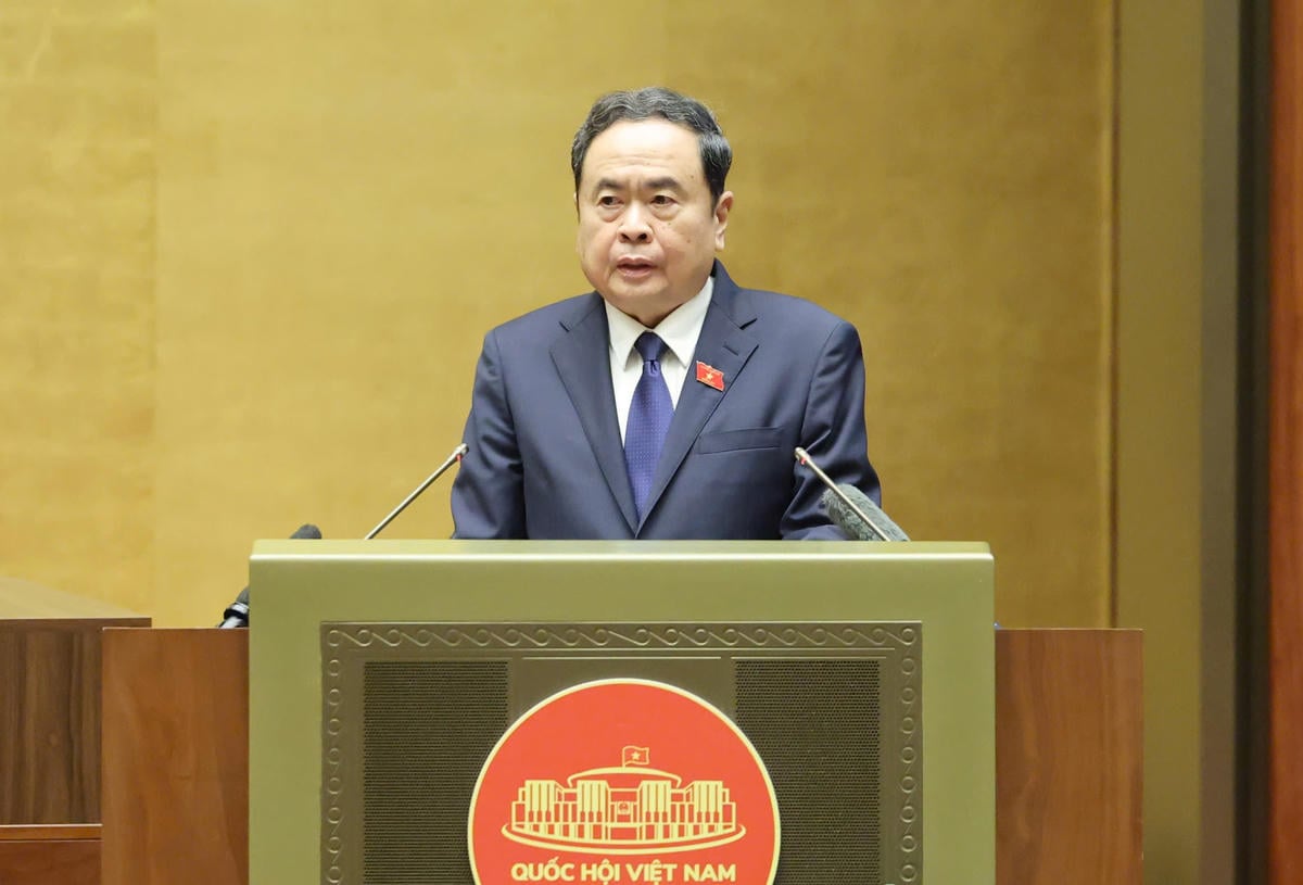 ប្រធានក្រុមប្រឹក្សាជាតិរៀបចំការបោះឆ្នោត៖ កាត់បន្ថយពេលវេលាក្នុងជំហាននៃដំណើរការបោះឆ្នោត Chủ tịch Hội đồng bầu cử quốc gia: Rút ngắn thời gian trong các bước của quy trình bầu cử