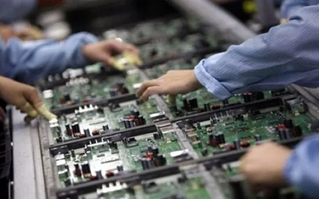 Le gouvernement vietnamien a proposé au gouvernement coréen d'encourager ses grandes entreprises à investir dans les secteurs prioritaires. Chính phủ Việt Nam đề nghị Chính phủ Hàn Quốc khuyến khích các tập đoàn lớn của nước này đầu tư vào các lĩnh vực ưu tiên