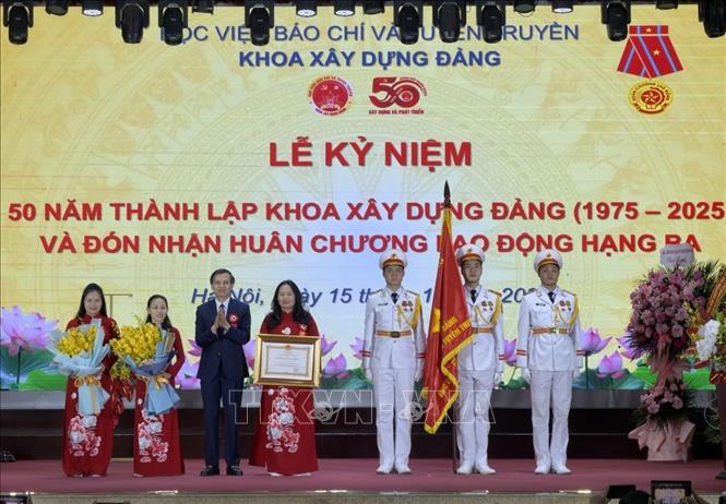 ចំណងជើងរូបថត