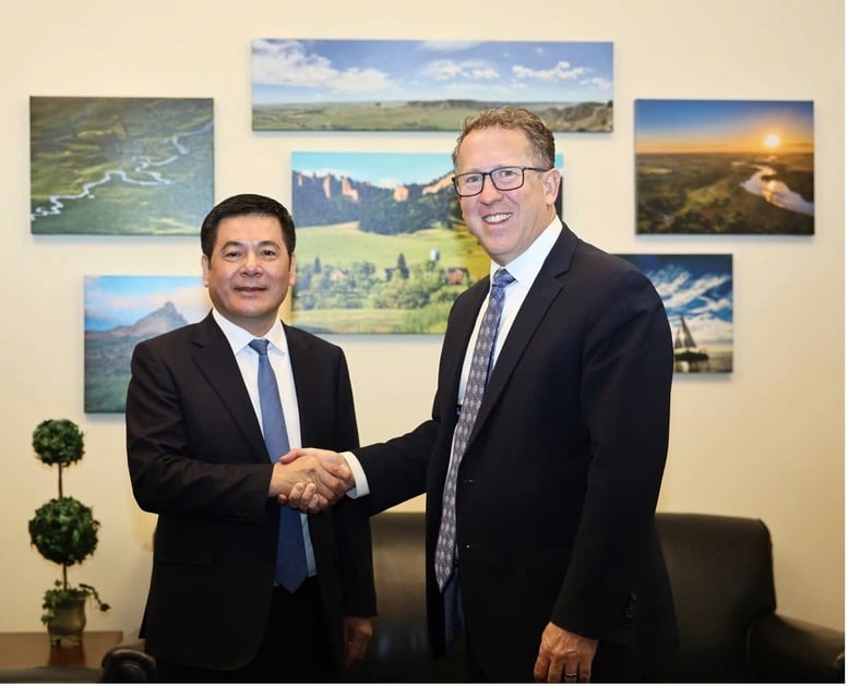 Vietnã - EUA promovem comércio e aumentam importações agrícolas - Foto 1. Việt Nam - Hoa Kỳ thúc đẩy thương mại, tăng nhập khẩu nông sản- Ảnh 1.