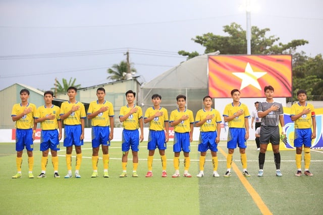 Trường ĐH Đồng Tháp 'chơi lớn' có HLV ngoại, chi hơn nửa tỉ đồng giải sinh viên - Ảnh 5.