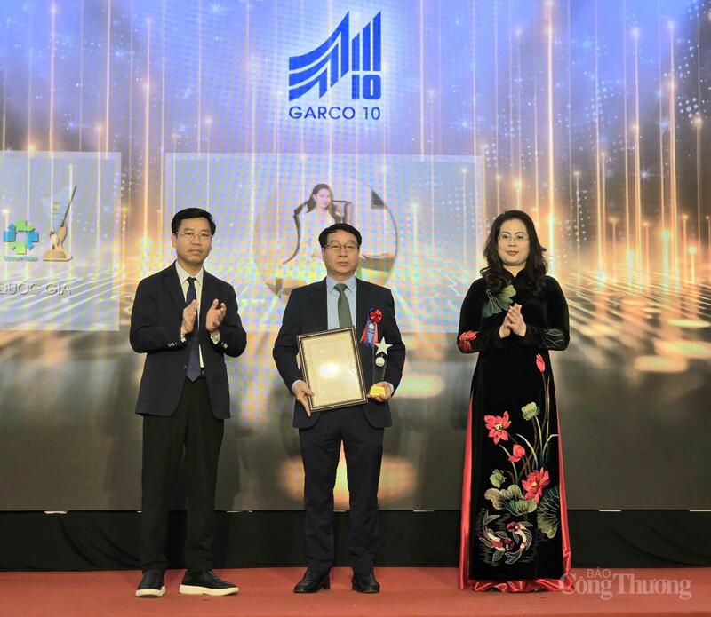 Comitetul de organizare a acordat certificatul societății „10 May Corporation - JSC”.