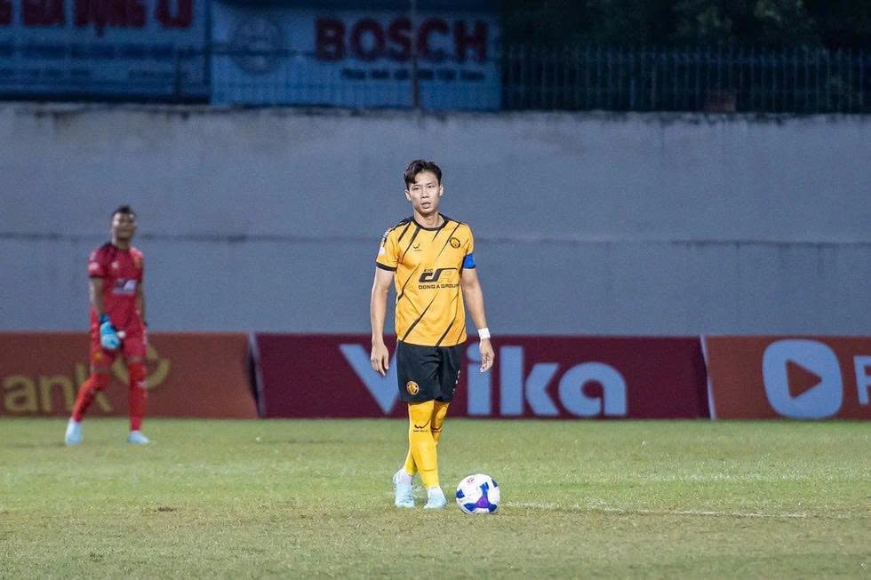 Trung vệ số 1 thời thầy Park chia tay đội bóng V-League sau nửa mùa giải?- Ảnh 1.