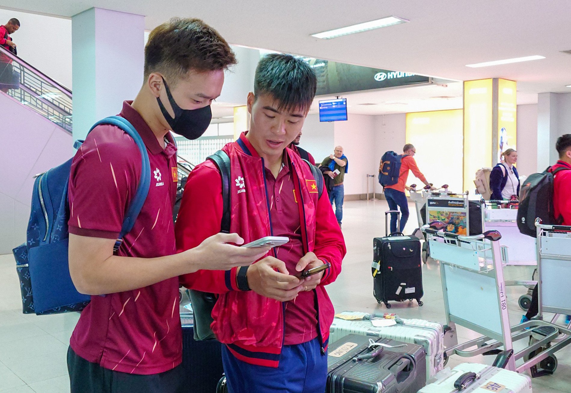 វៀតណាមទៅឡាវ 7.jpg