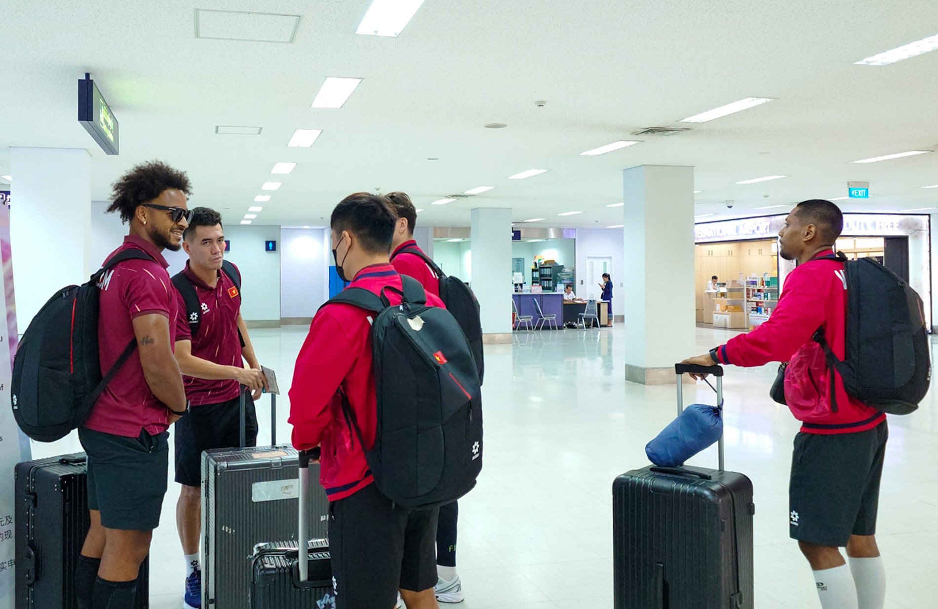 វៀតណាមទៅឡាវ 8.jpg