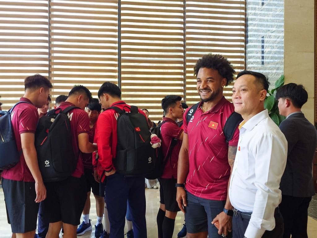 វៀតណាមទៅឡាវ 10.jpg