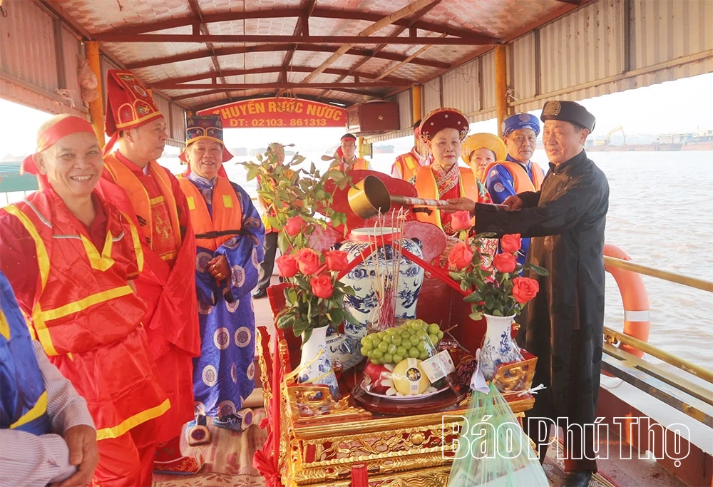 ขบวนแห่น้ำวัดทามซาง