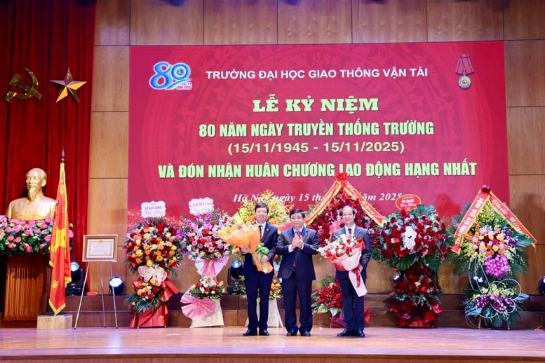 Trường Đại học Giao thông vận tải: 'Lá cờ đầu' dẫn dắt đào tạo công nghệ và hạ tầng GTVT tiên tiến- Ảnh 4.