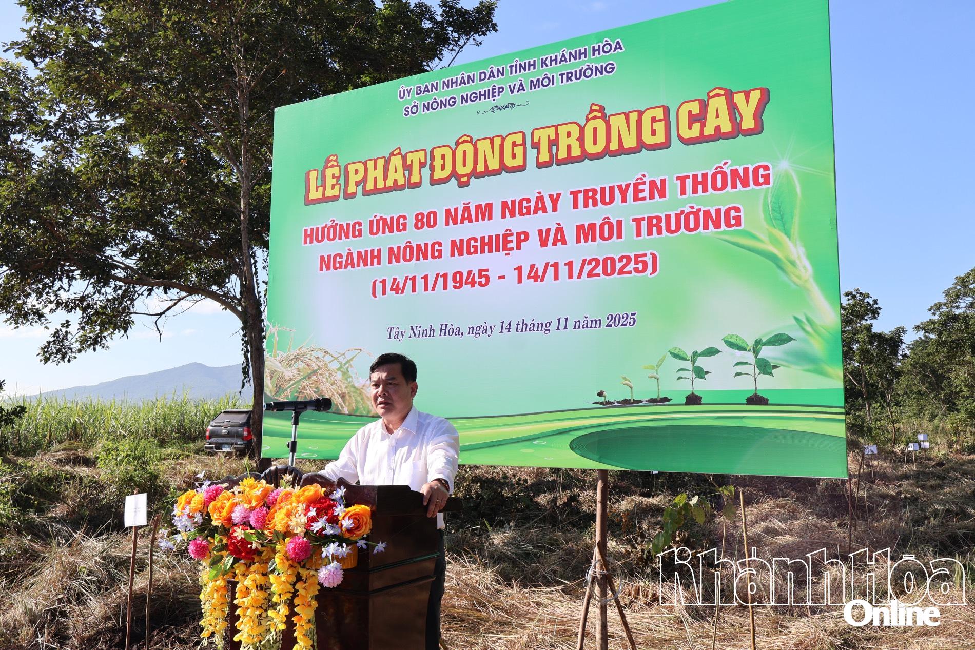 Lederne fra Landbruks- og miljødepartementet talte under åpningsseremonien.