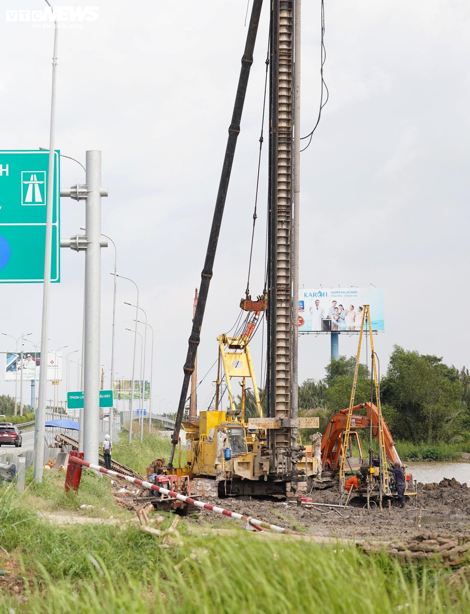 ទិដ្ឋភាពបែប Panoramic នៃការពង្រីកទីក្រុងហូជីមិញ - Long Thanh - Dau Giay Expressway - ៤