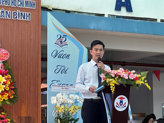 25 năm hành trình chuyển mình rực rỡ từ trường học