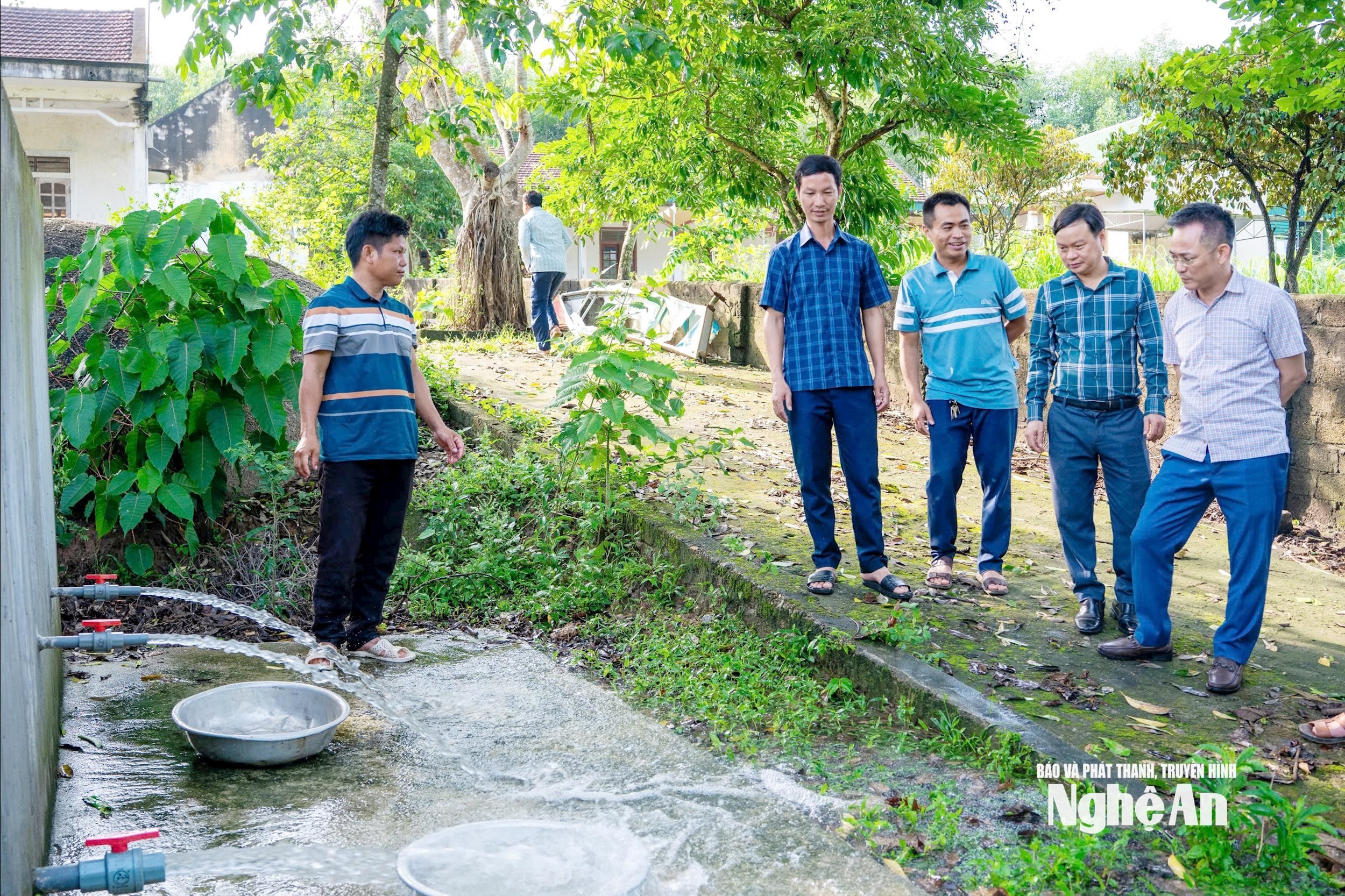 ៣ ទឹកស្អាត