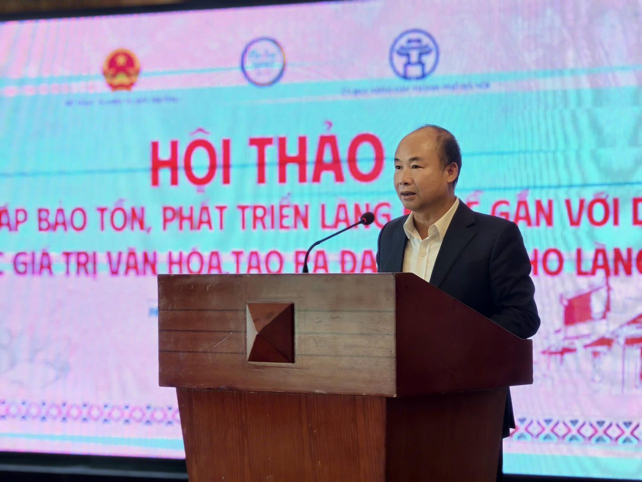 Závěrečný projev na workshopu přednesl pan Nguyen Dinh Hoa, zástupce ředitele hanojského ministerstva zemědělství a rozvoje venkova.