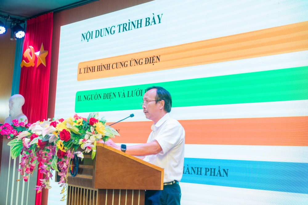 ທົດລອງລາຄາໄຟຟ້າສອງພາກສ່ວນ, ມຸ່ງໄປສູ່ຕະຫຼາດໄຟຟ້າທີ່ໂປ່ງໃສ Công ty điện lực Tây Ninh các nội dung liên quan đến việc triển khai thí điểm và tác động của giá bán lẻ điện 2 thành phần
