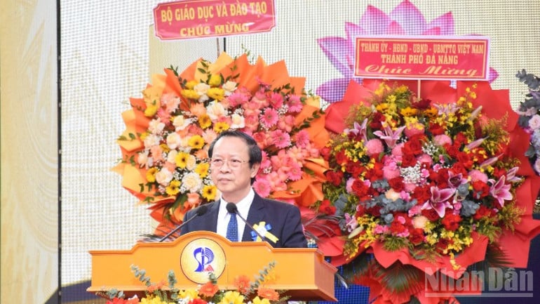 ចំណងជើងរូបថត