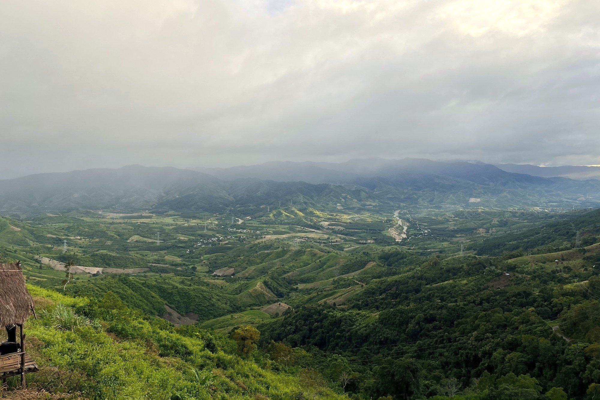 الطريق السريع الوطني 24 الصورة 4 quoc lo 24 anh 4