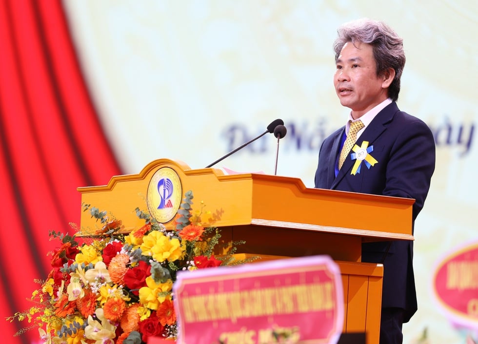 กระทรวงศึกษาธิการและการฝึกอบรมมอบหมายภารกิจเชิงยุทธศาสตร์ชุดหนึ่งให้กับมหาวิทยาลัยศึกษาธิการ - มหาวิทยาลัยดานัง - ภาพที่ 2 Bộ GD-ĐT giao loạt nhiệm vụ chiến lược cho Trường ĐH Sư phạm - ĐH Đà Nẵng- Ảnh 2.