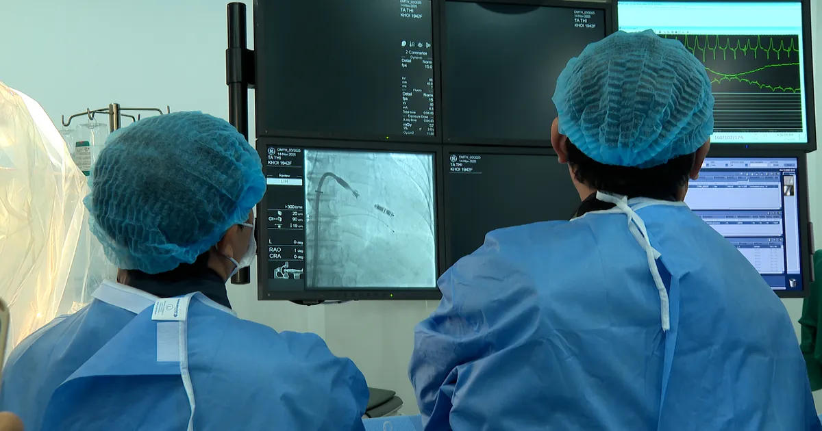 Đặt thiết bị nhỏ bằng viên thuốc vào tim, cứu sống cụ bà 83 tuổi