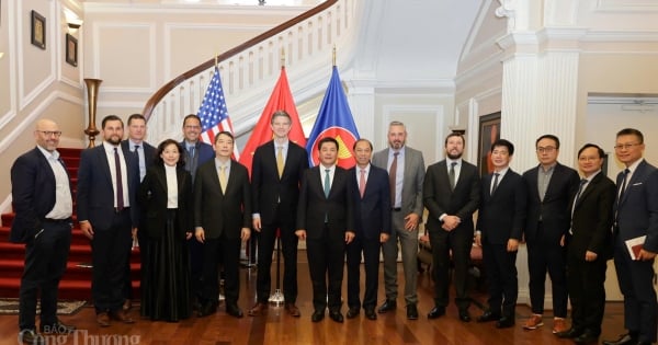 Bộ trưởng Nguyễn Hồng Diên làm việc với Hiệp hội Kinh doanh và thương mại giày dép Mỹ