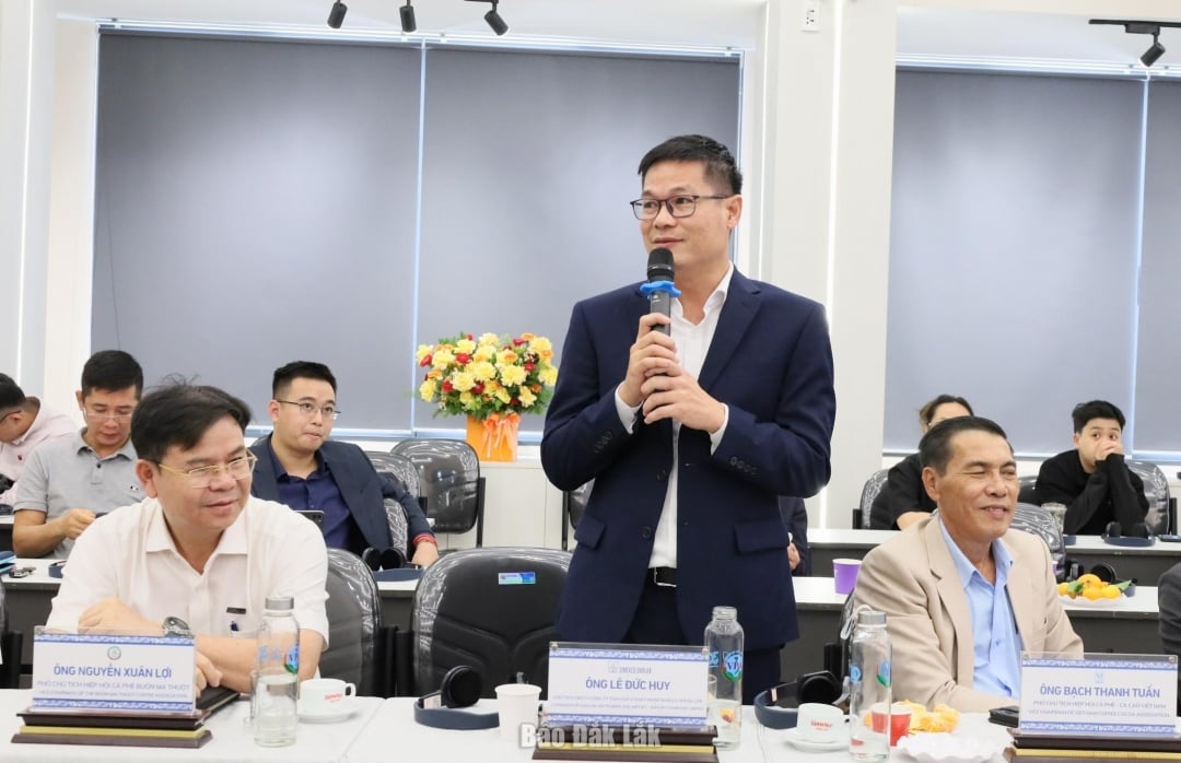 De heer Le Duc Huy, voorzitter van de raad van bestuur van Dak Lak 2-9 Import-Export Company Limited