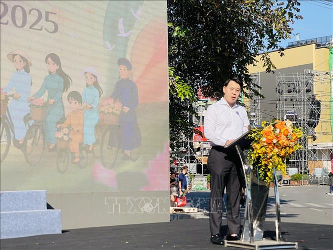 ຄຳບັນຍາຍຮູບພາບ