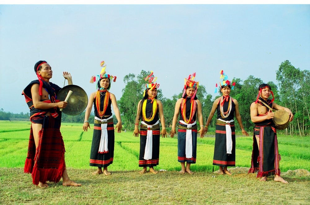 Hedrar höglandets kulturella färger - foto 4