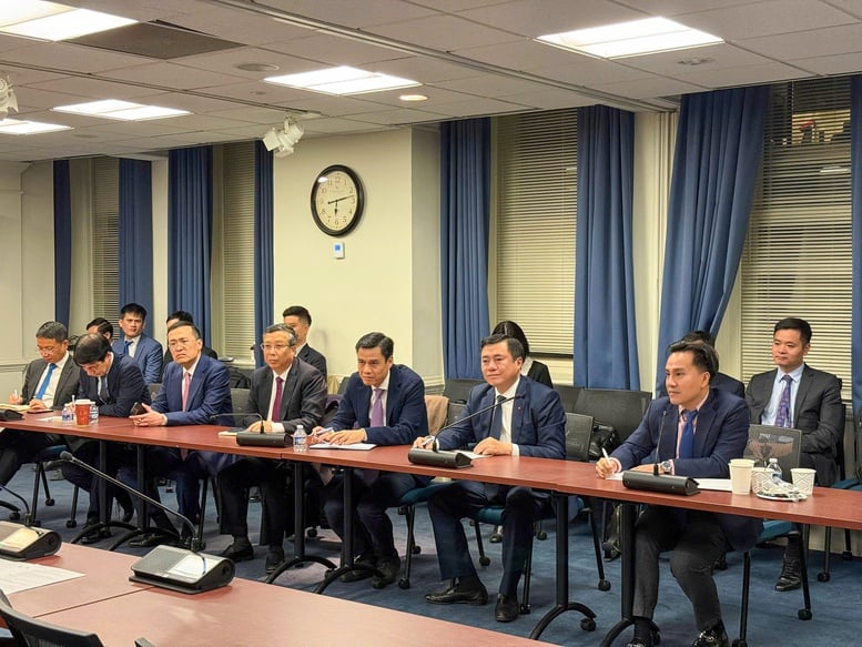 Vietnam en VS ronden vijfde onderhandelingsronde af over wederzijdse handelsovereenkomst - Foto 2. Việt Nam, Hoa Kỳ kết thúc vòng đàm phán thứ 5 Hiệp định Thương mại đối ứng- Ảnh 2.