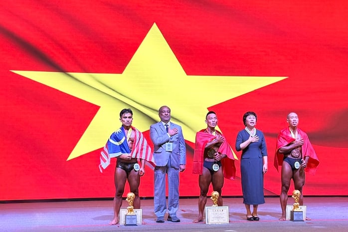 Thể hình Việt Nam lập kỳ tích