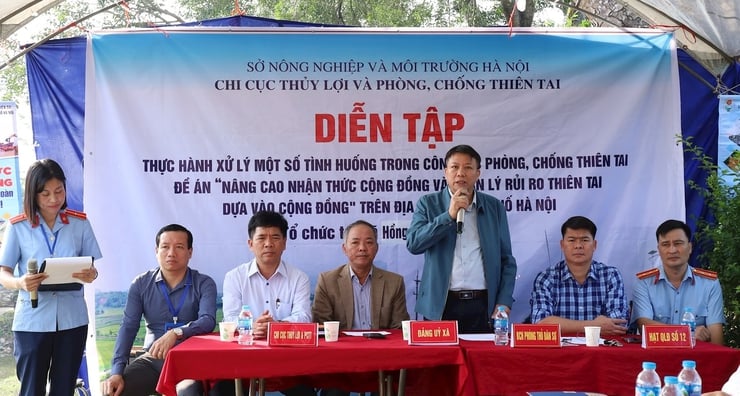 Xã Hồng Sơn: Hơn 200 người tham gia diễn tập phòng chống thiên tai- Ảnh 1.