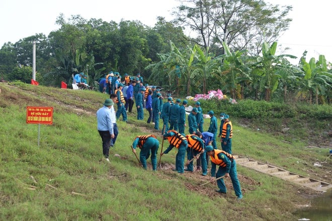Xã Hồng Sơn: Hơn 200 người tham gia diễn tập phòng chống thiên tai- Ảnh 4.